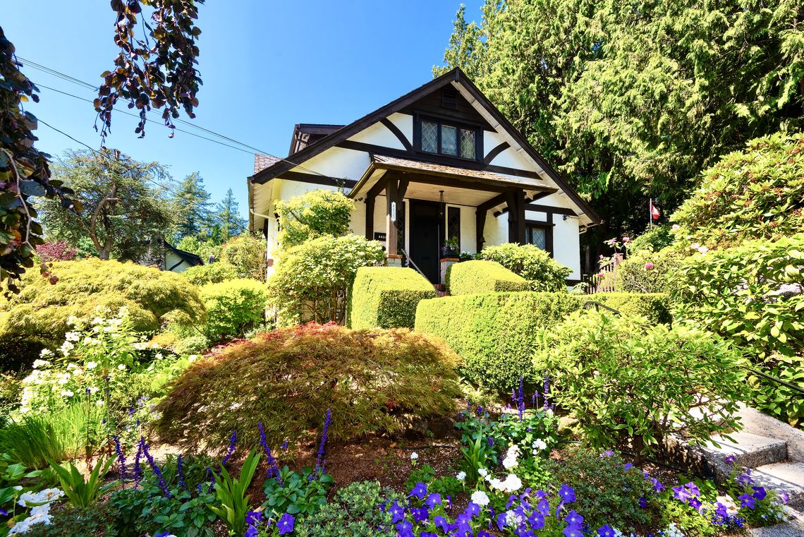 Photo of 4455 PICCADILLY N, CAULFEILD, WEST VANCOUVER, BC