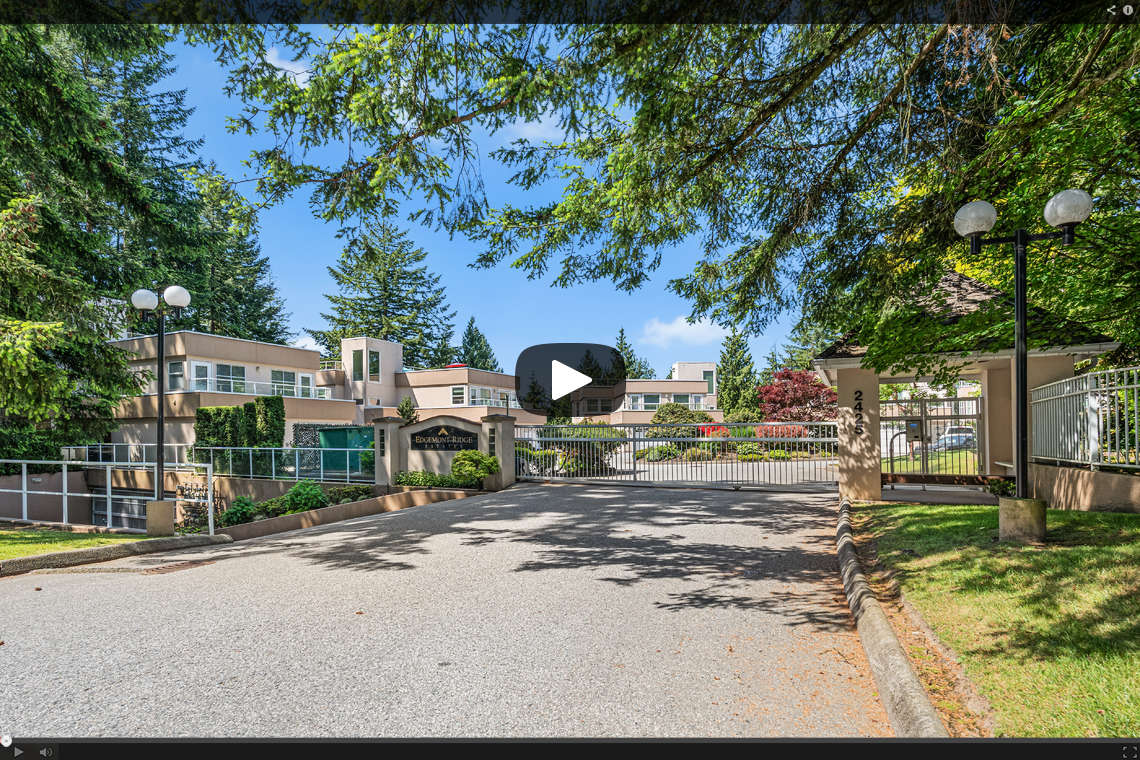 Photo of 4-2425 Edgemont Boulevard, Edgemont, North Vancouver, BC
