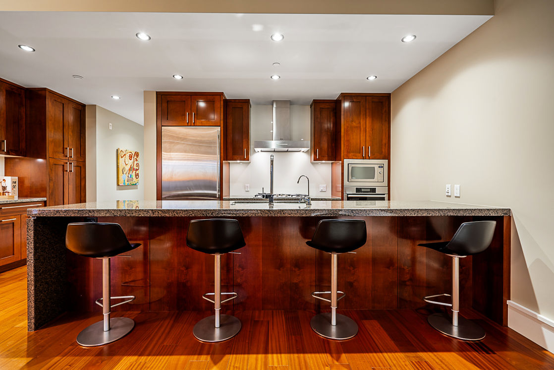 KITCHEN COUNTER BAR