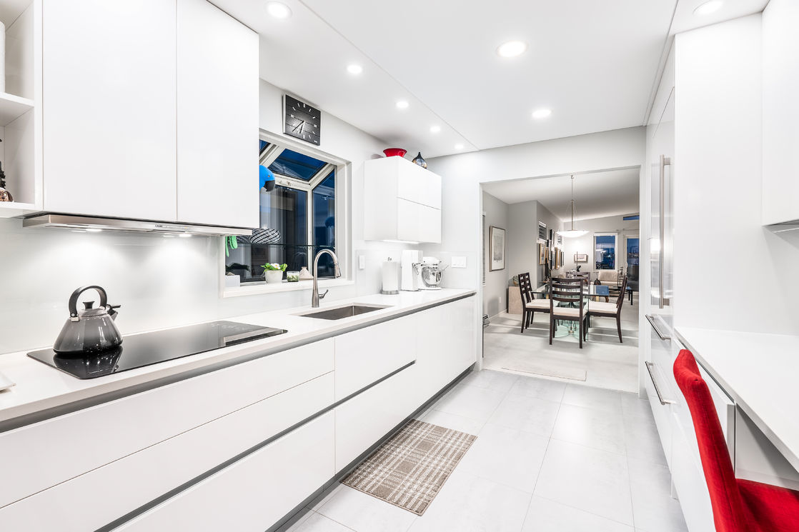 Gourmet Kitchen
