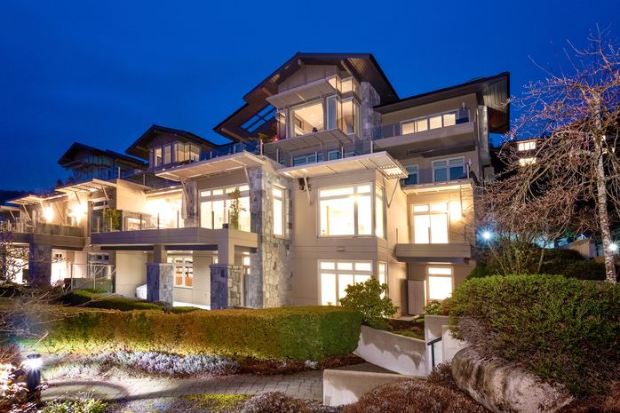 103-2535 Garden Court, West Vancouver, BC