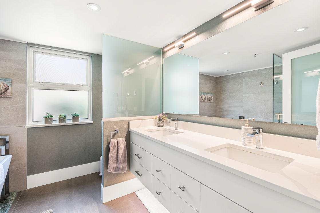 Master ensuite