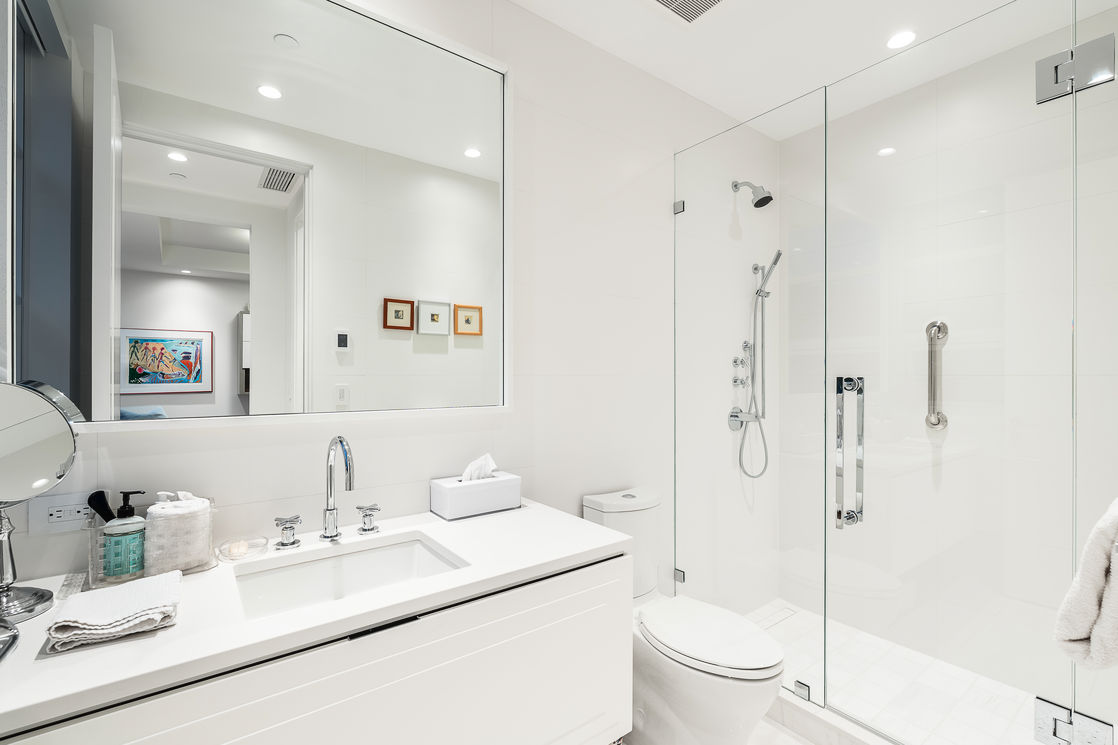 2nd Bedroom ensuite