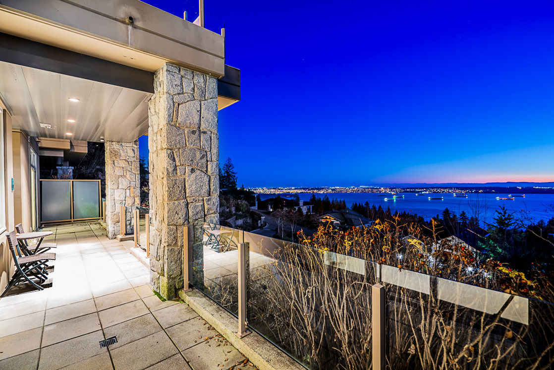 FRONT ENTRANCE PATIO