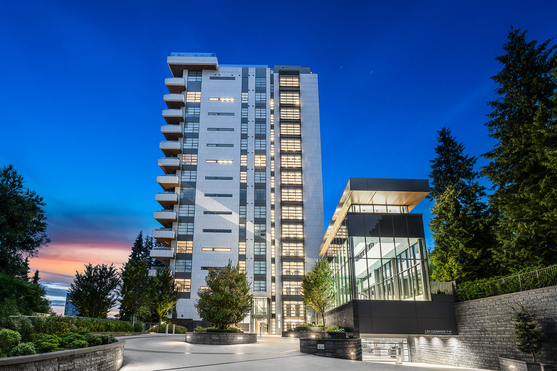 Photo of 1002-2289 Bellevue Ave, West Van, Dundarave, West Vancouver, BC