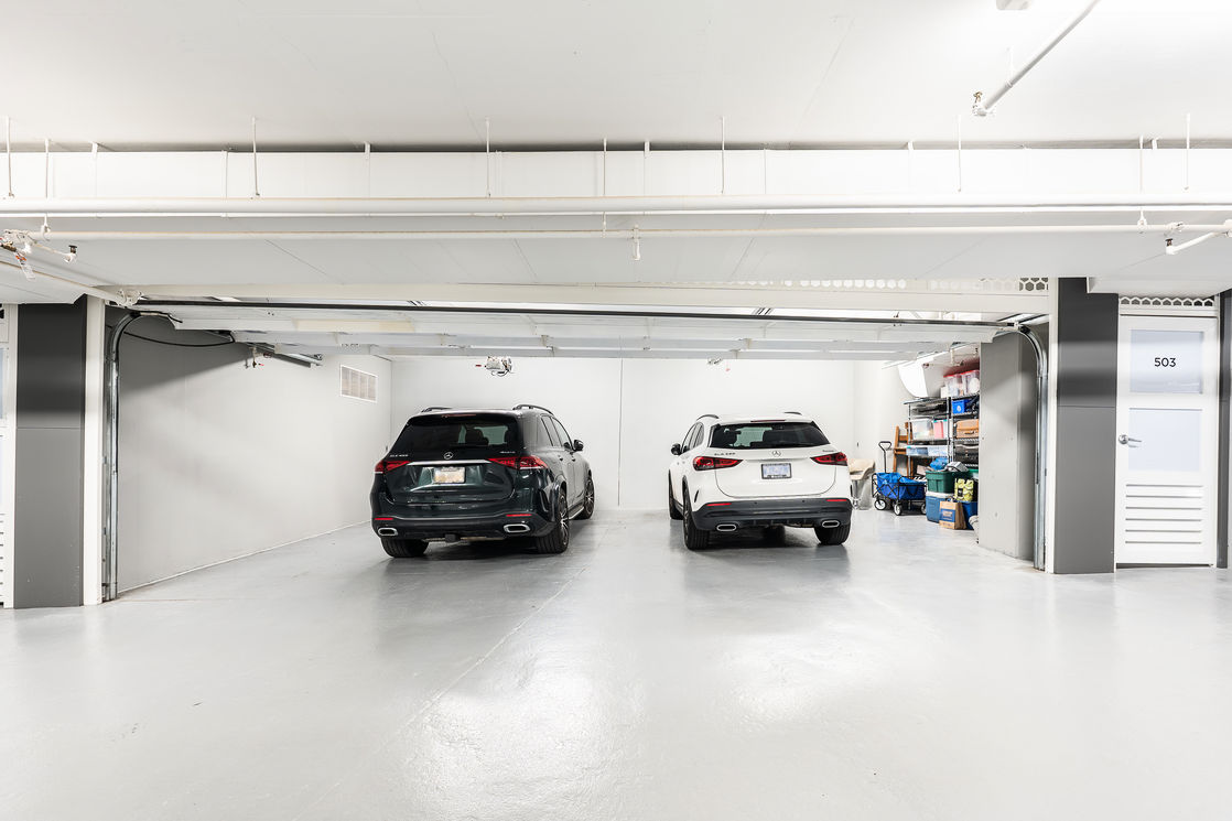 3 car garage