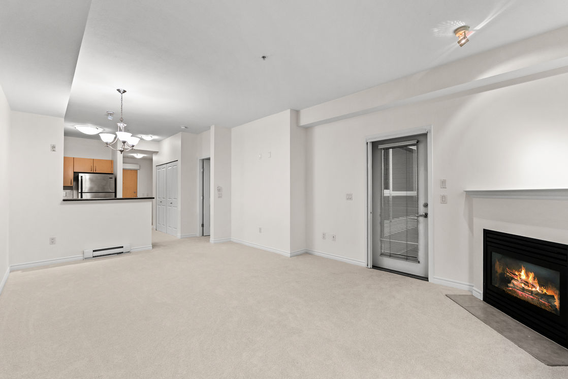 Open Plan Living/Dining